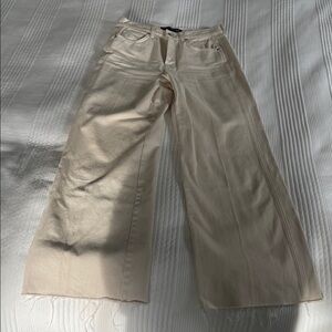 Veronica Bears Taylor Wide-Leg Cream Jeans